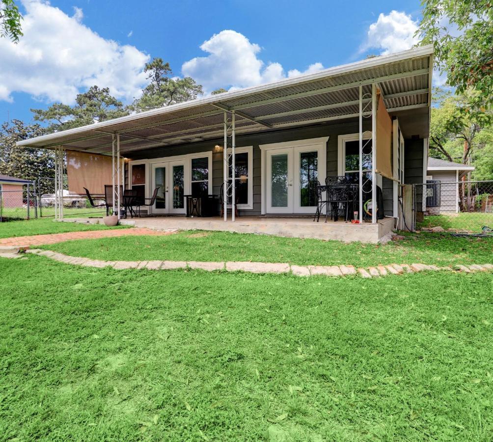 האמבל Kingwood Cottage - 10 Mins From Iah - Lake Front מראה חיצוני תמונה