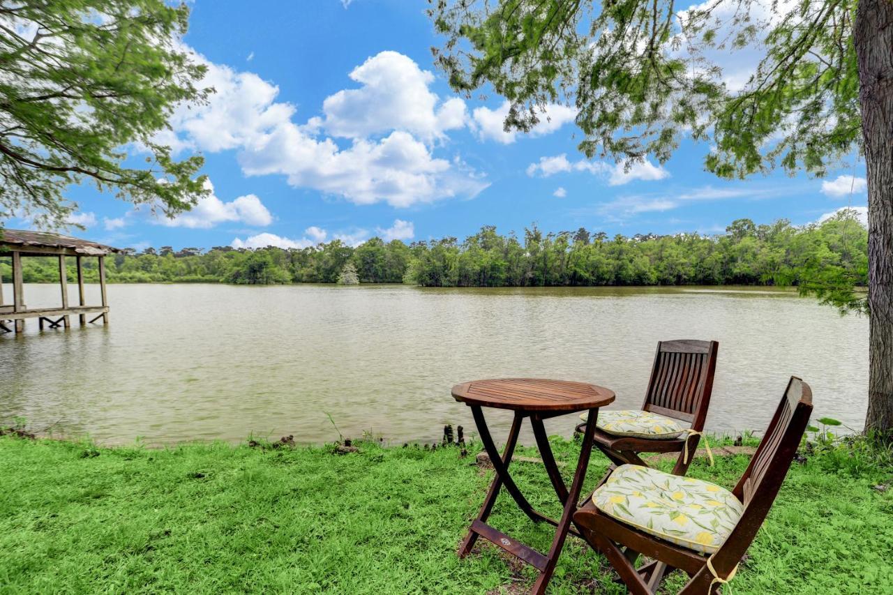 האמבל Kingwood Cottage - 10 Mins From Iah - Lake Front מראה חיצוני תמונה